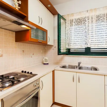 Guest house Marija 3*