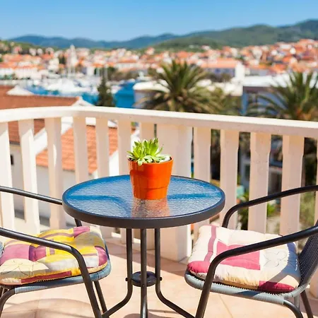 Guest house Marija 3*
